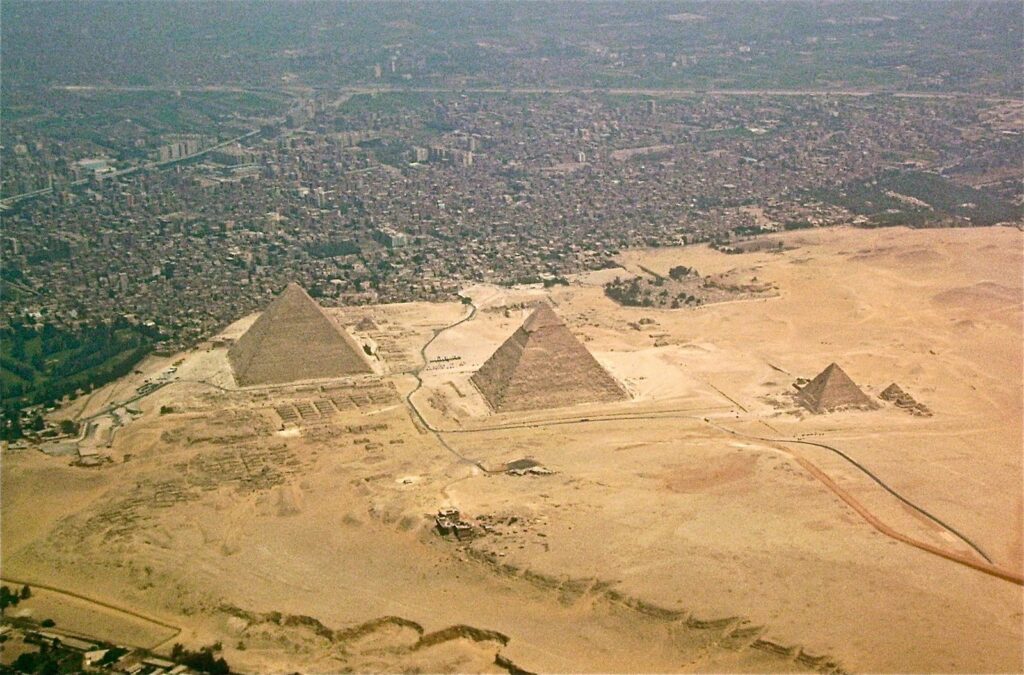 Farklı Piramit Türleri